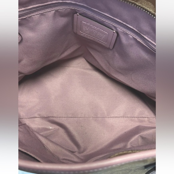COACH City Tote Signature Khaki Monogram Rare Lilac Leather Strap and Detail - Picture 5 of 10